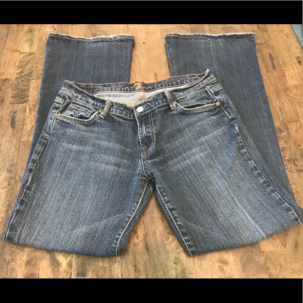 7 For All ManKind Bootcut Jeans 31